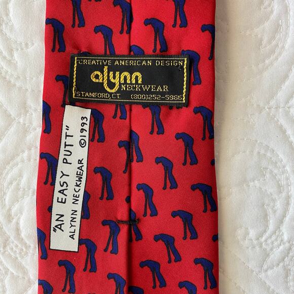 Alynn Neckwear "An Easy Putt" 1993 Printed Golfer Tie Red Navy Blue - Picture 3 of 3